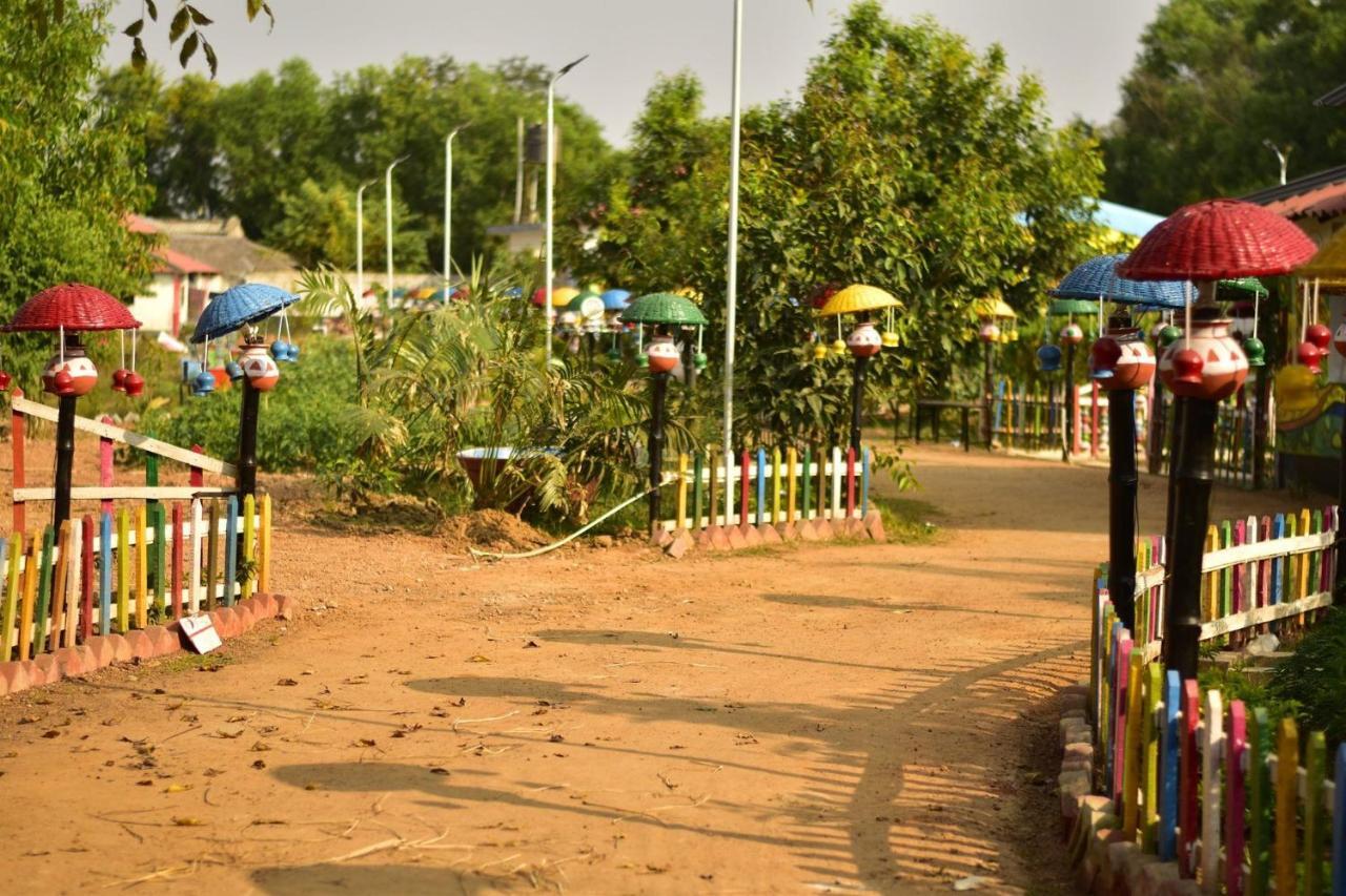 Panchobon Art Resort Shanti Niketan Exterior photo